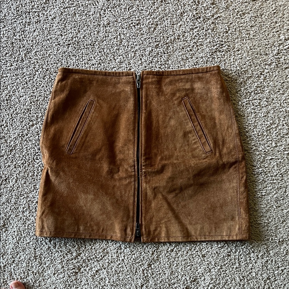 Blank NYC Brown Suede Front-Zip Mini Skirt